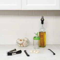 OXO Good Grips Green Little Salad Dressing Shaker -Kitchen Gadgets Store 1176800UK OXO Good Grips Green Little Salad Dressing Shaker 4