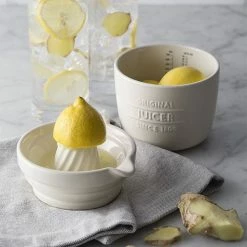 Mason Cash Innovative Kitchen Juicer & Store -Kitchen Gadgets Store 2008192 Mason Cash Innovative Kitchen Juicer And Store 2