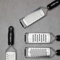Microplane Gourmet Series Coarse Grater Black -Kitchen Gadgets Store 45000 Microplane Gourmet Series Coarse Grater Black 600px 4