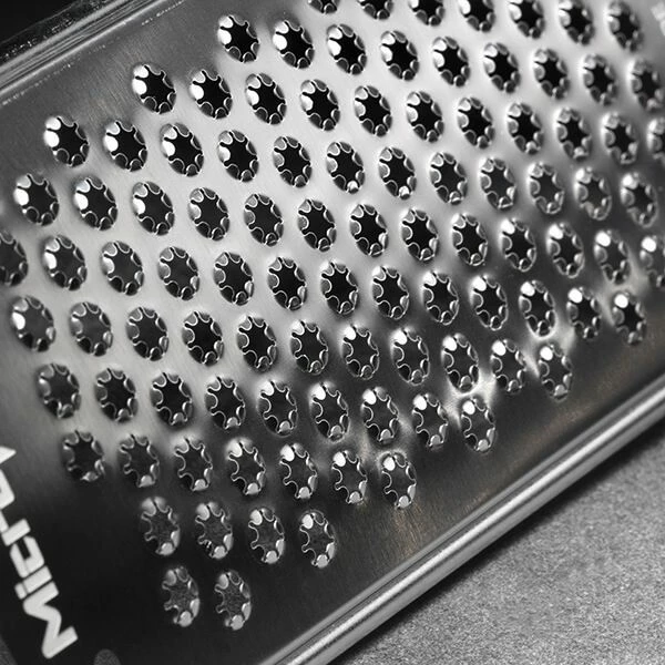 Microplane Gourmet Series Star Grater Black 5 Microplane Gourmet Series Star Grater Black - Image 3