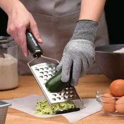 Microplane Gourmet Wide Ultra Coarse Grater Black -Kitchen Gadgets Store 45011 Microplane Gourmet Series Wide Ultra Coarse Grater Black 600px 2