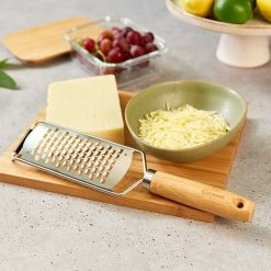 Culinare Naturals Coarse Grater -Kitchen Gadgets Store C70002 Culinare Naturals Course Grater 4