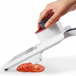 Zyliss Handheld Slicer -Kitchen Gadgets Store E900040 Zyliss Handheld Slicer 2