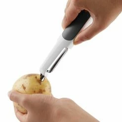 Zyliss Smooth Glide Swivel Peeler -Kitchen Gadgets Store E950017U Zyliss Smooth Glide Swivel Peeler 3