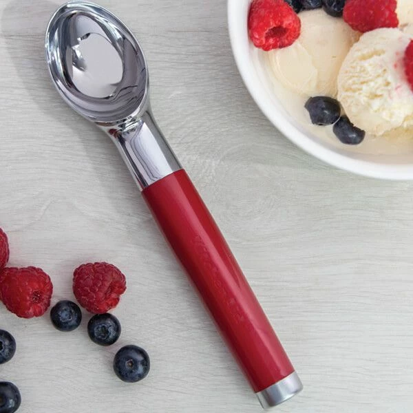 KitchenAid Ice Cream Scoop Empire Red 6 KitchenAid Ice Cream Scoop Empire Red - Image 4